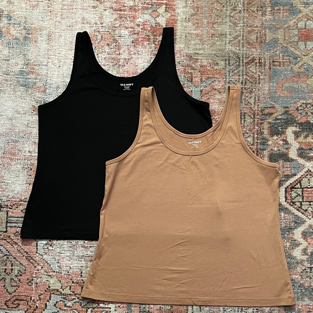 Pair of Old Navy First Layer Women's Black and Tan Tank Tops, Petite Large
